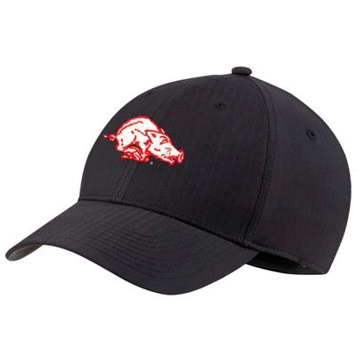 Arkansas Nike Golf Men's Vault L91 Running Hog Tech Adjustable Hat