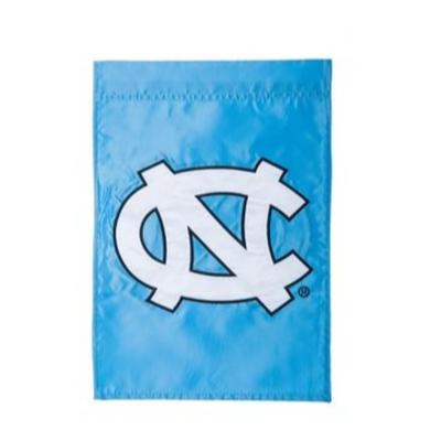 UNC 12.5' x 18' Garden Flag
