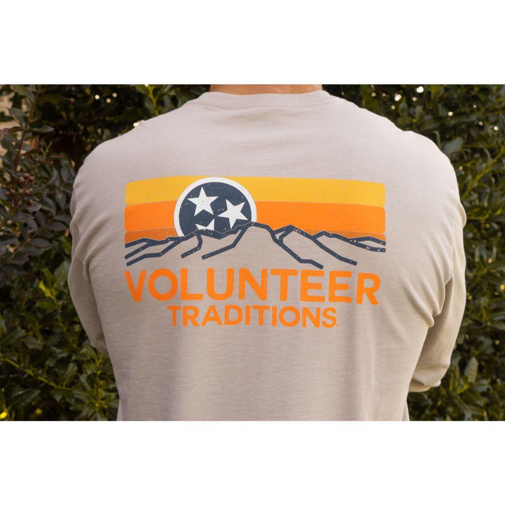AH | Tennessee Volunteer Traditions Oatmeal Horizon Long Sleeve Pocket ...