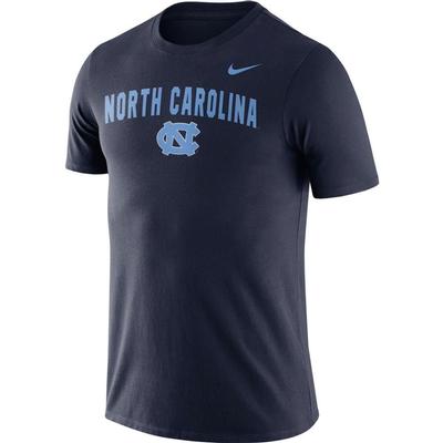 UNC Nike Men's Arch Basic Tee