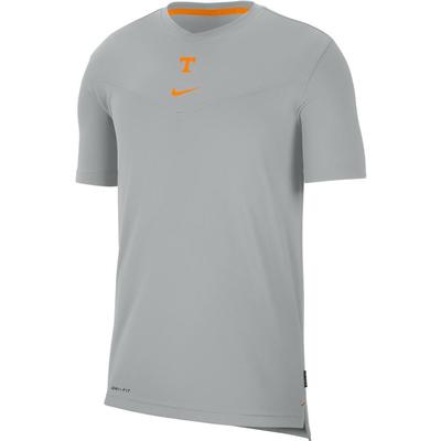 Tennessee Men's Nike Coach UV Short Sleeve Top
