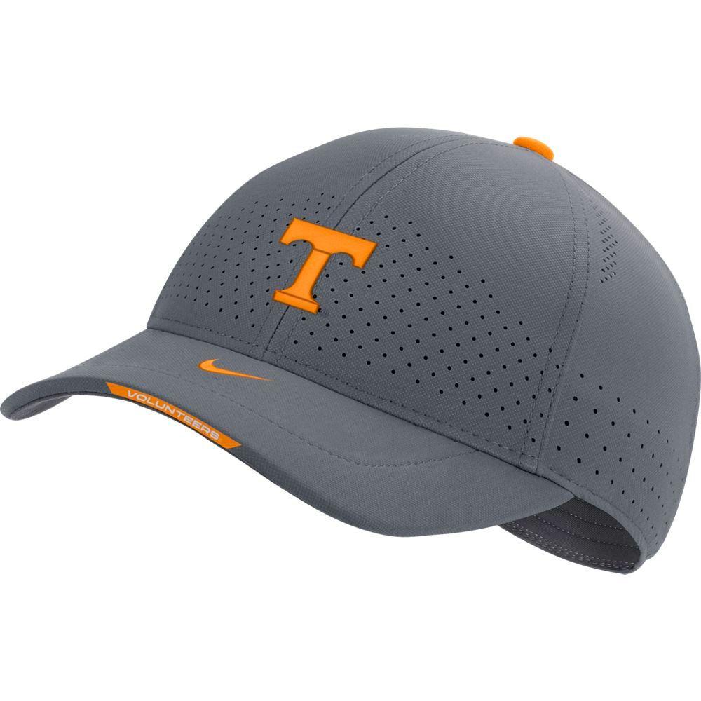 Vols | Tennessee Nike Men's Sideline Aero L91 Adjustable Hat | Alumni Hall