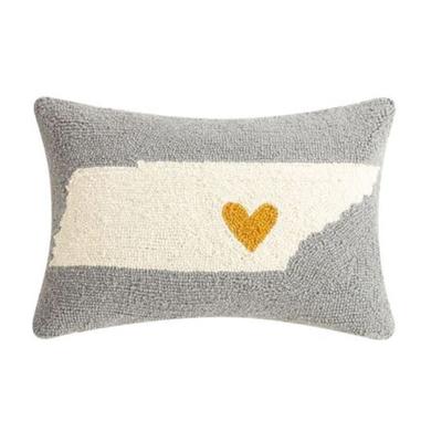 TN State Outline 12 x 18 Hook Pillow