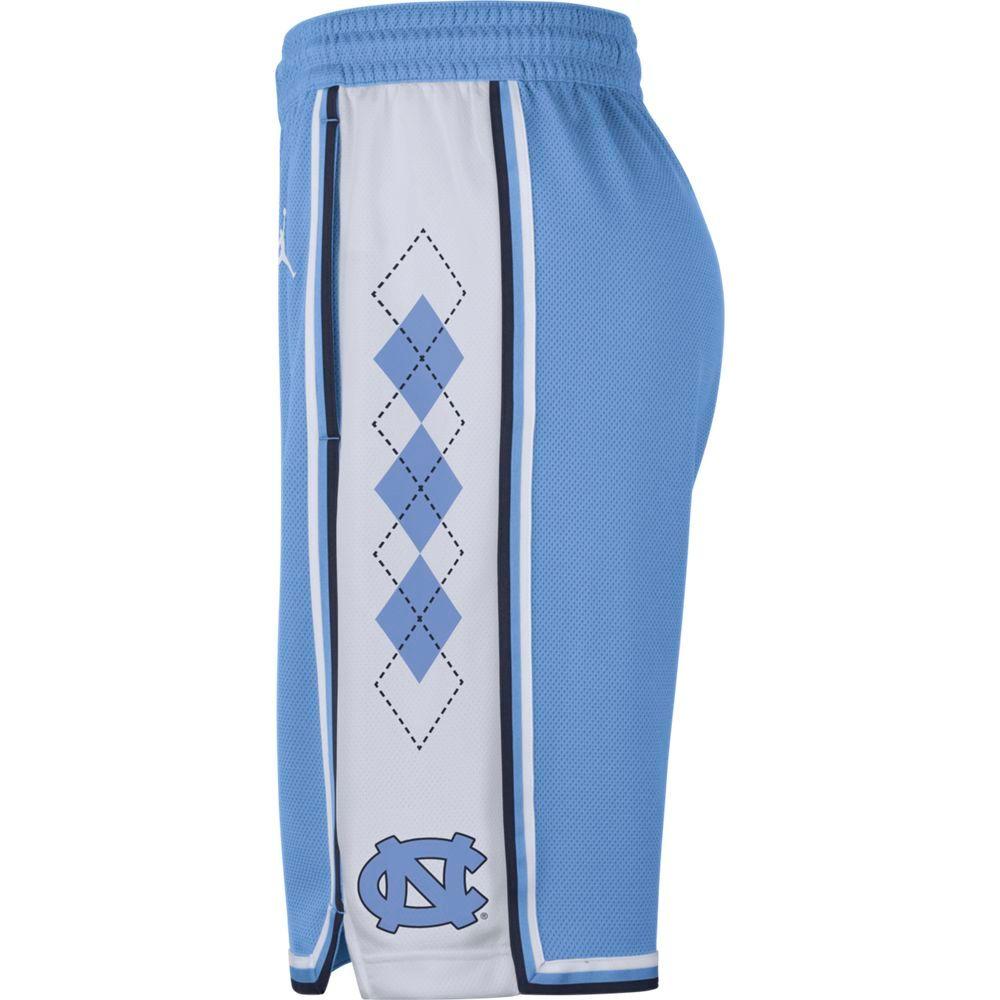 unc chicago shorts