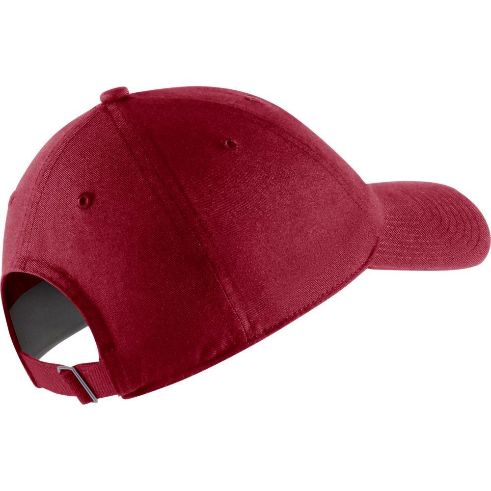 maroon nike hat